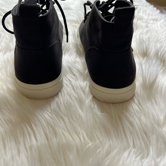 New without Tags Banana Republic Chukka Sneaker skater boot. Men’s size 9 - Picture 4 of 6